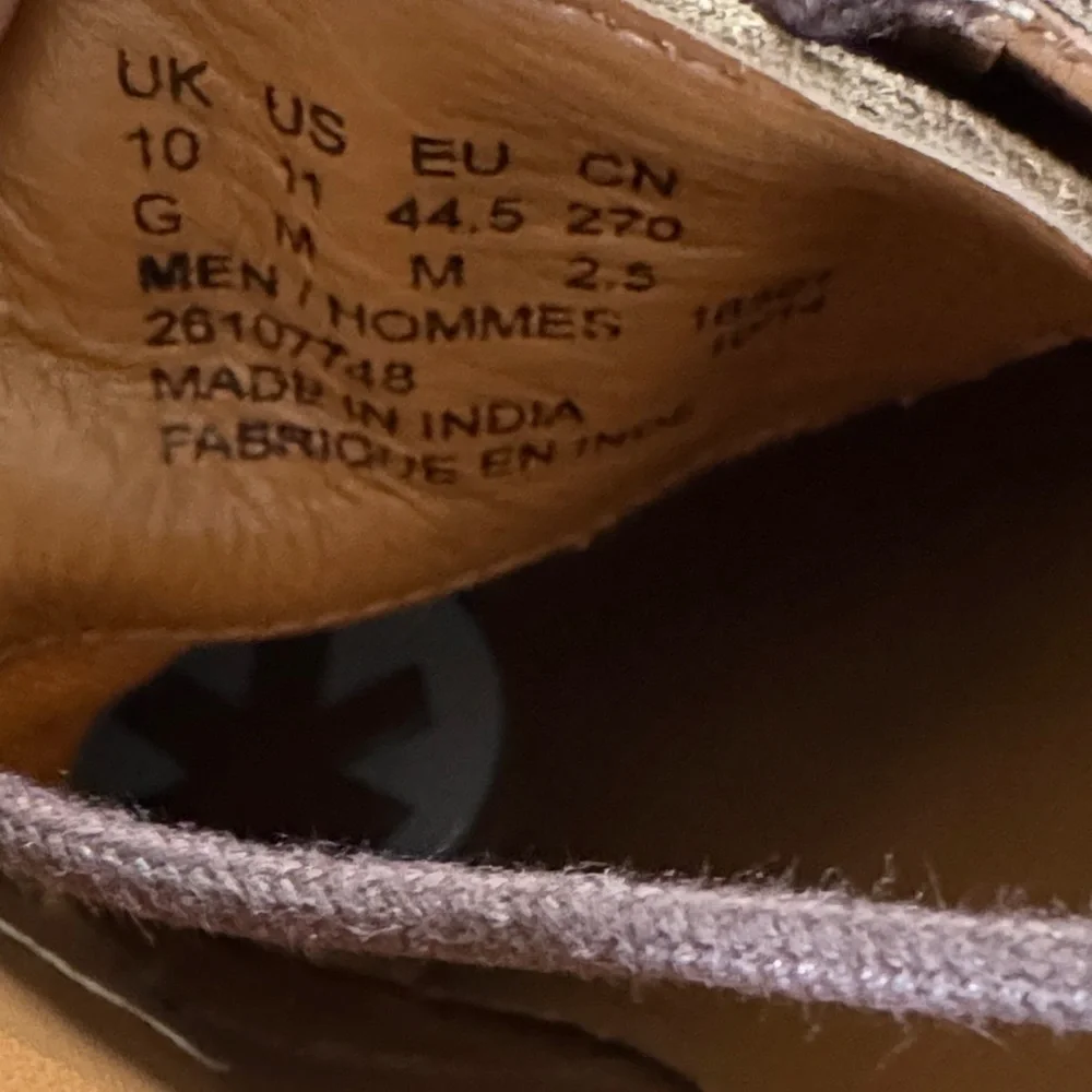 Clarks 1825 Collection Exton Cap LaceUp Oxfords Taupe Suede, Men Sz 11, Like New
